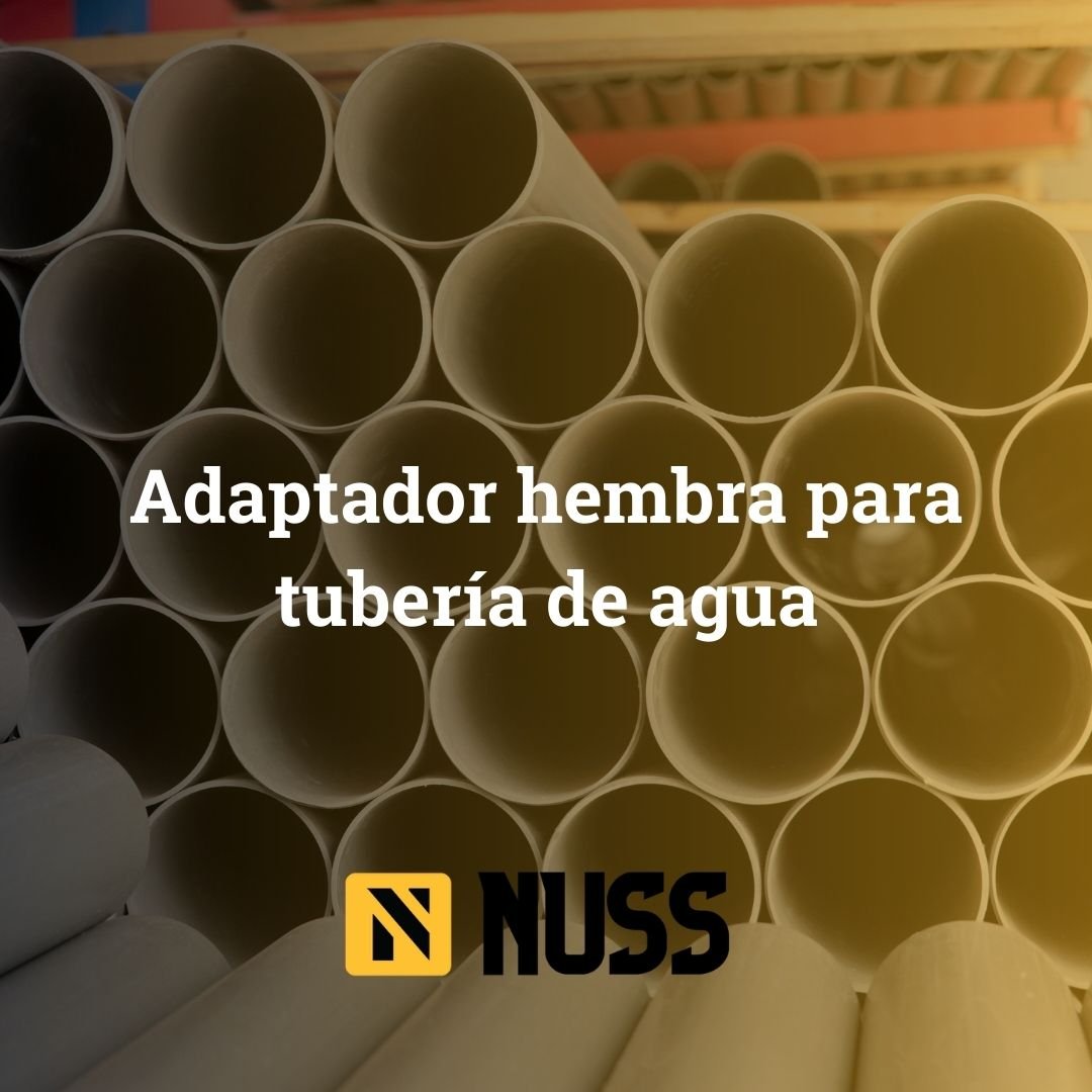 Adaptador hembra para tubería de agua